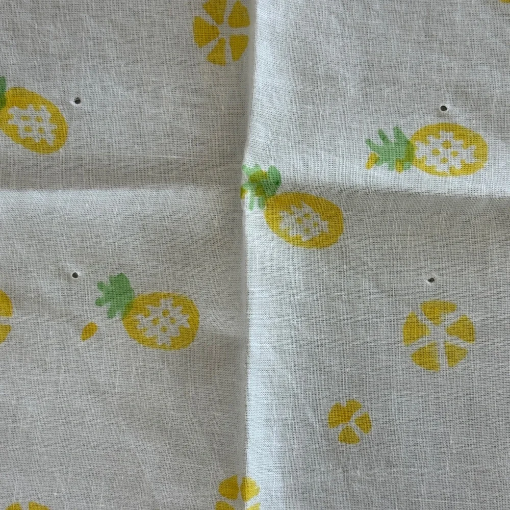 Vintage napkins printed pineapples , set of 8,nwot